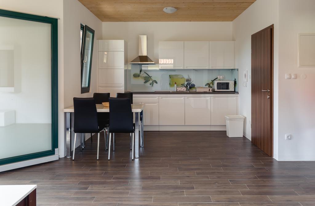 Apartments Dujic Трибунь Номер фото