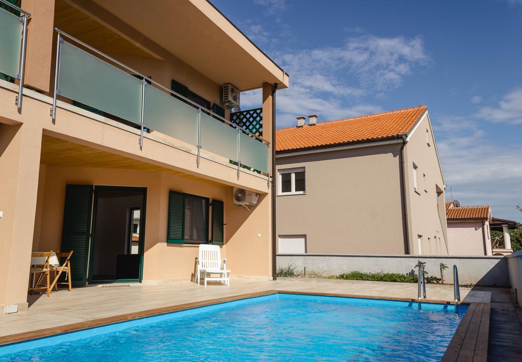 Apartments Dujic Трибунь Номер фото